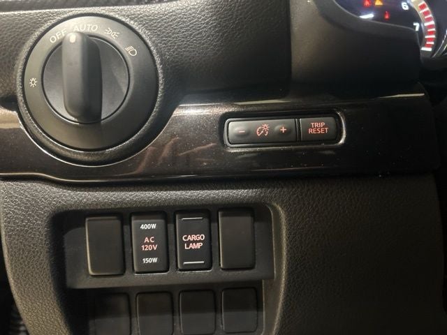 2018 Nissan Titan SV