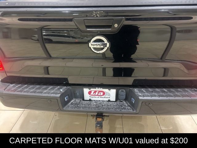 2018 Nissan Titan SV