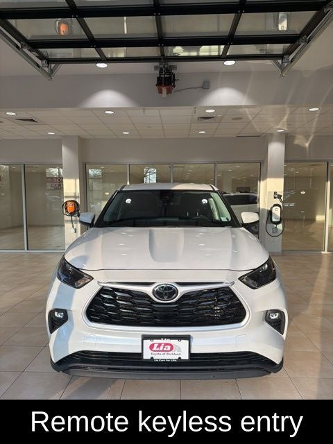 2024 Toyota Highlander LE