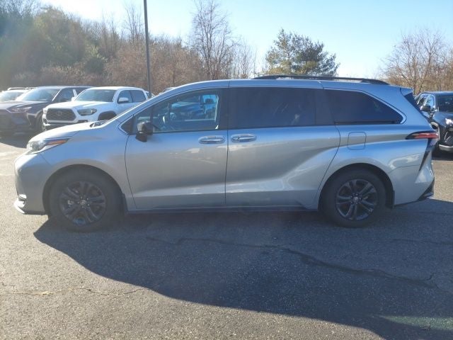 2024 Toyota Sienna XSE 7 Passenger