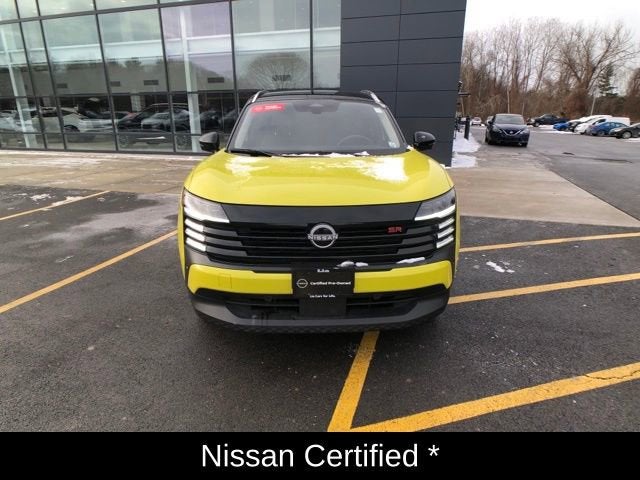 2025 Nissan Kicks SR