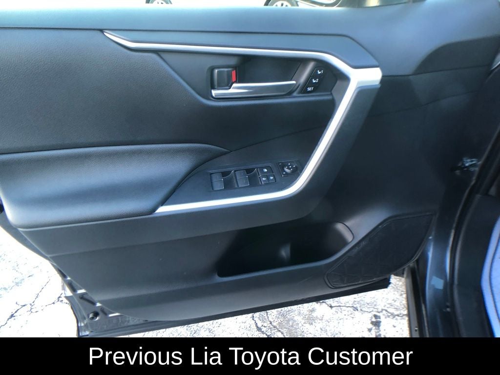 2025 Toyota RAV4 Hybrid XLE Premium