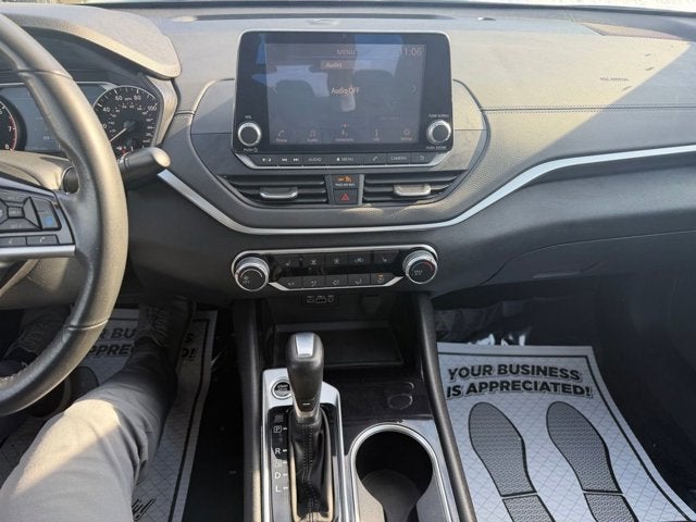 2022 Nissan Altima 2.5 SV