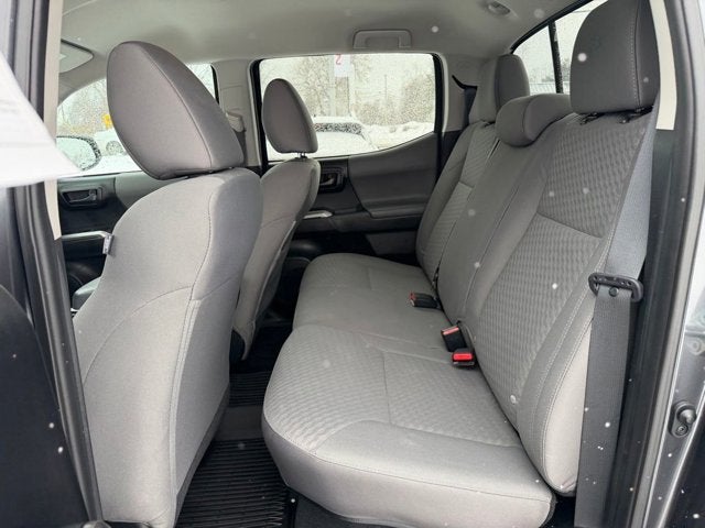 2022 Toyota Tacoma 4WD SR5