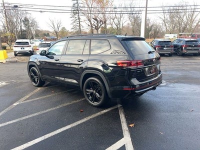2022 Volkswagen Atlas 3.6L V6 SEL R-Line