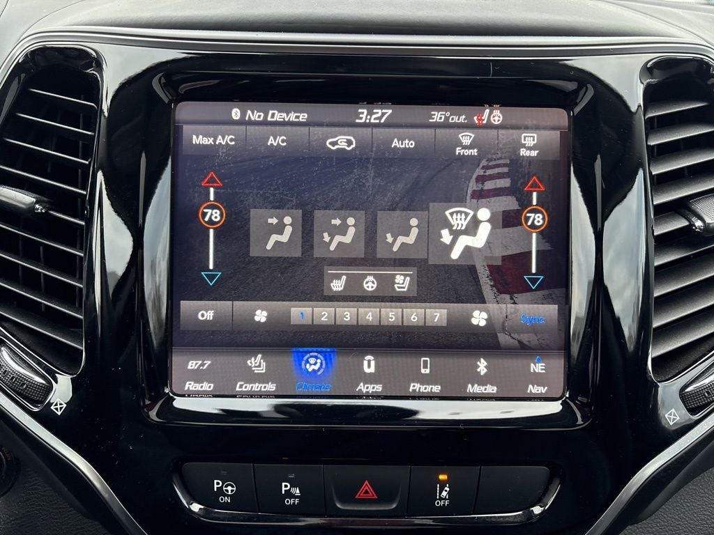 2019 Jeep Cherokee Overland