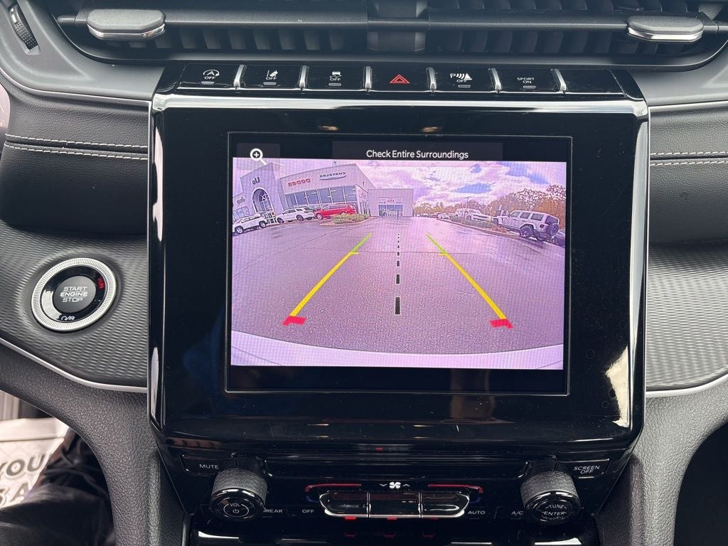 2024 Jeep Grand Cherokee L Laredo