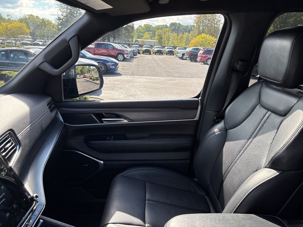 2024 Jeep Wagoneer Series II