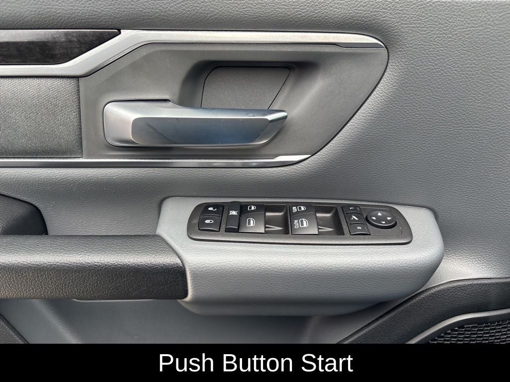 2022 RAM 1500 Big Horn/Lone Star 4D Crew Cab