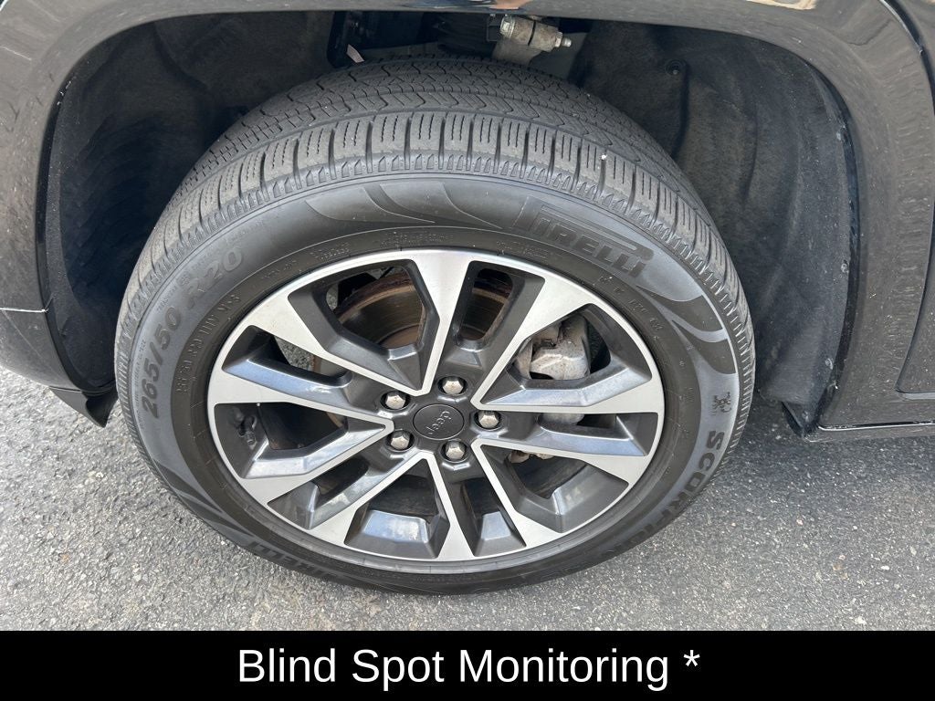 2022 Jeep Grand Cherokee Overland