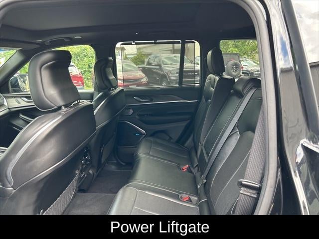 2022 Jeep Grand Cherokee Overland