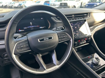 2022 Jeep Grand Cherokee L Laredo