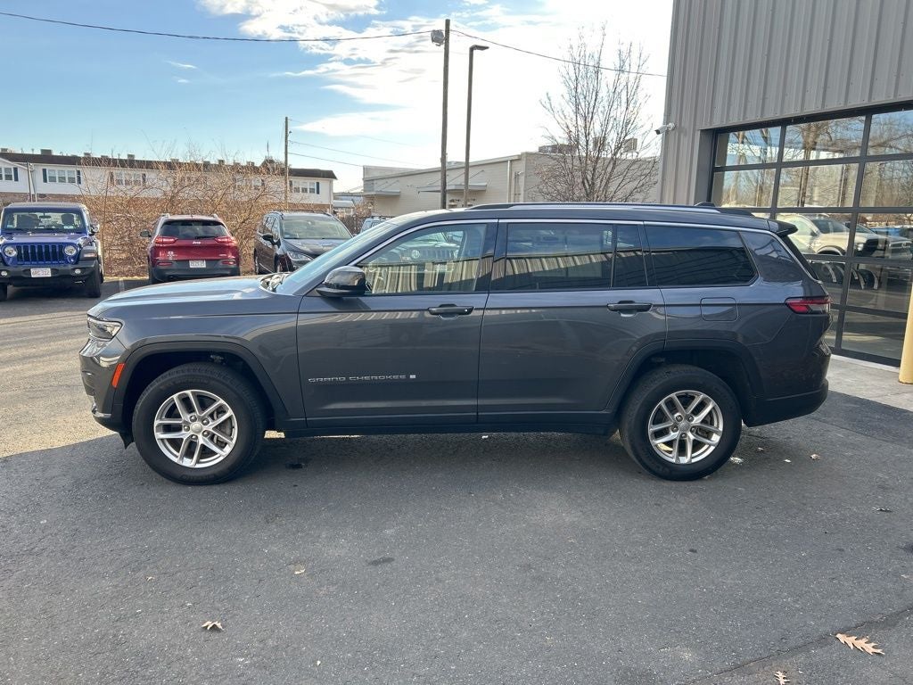 2022 Jeep Grand Cherokee L Laredo