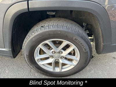 2022 Jeep Grand Cherokee L Laredo