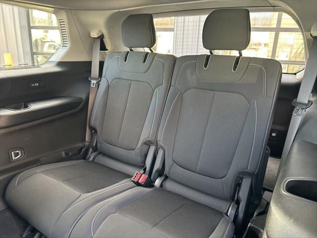 2022 Jeep Grand Cherokee L Laredo