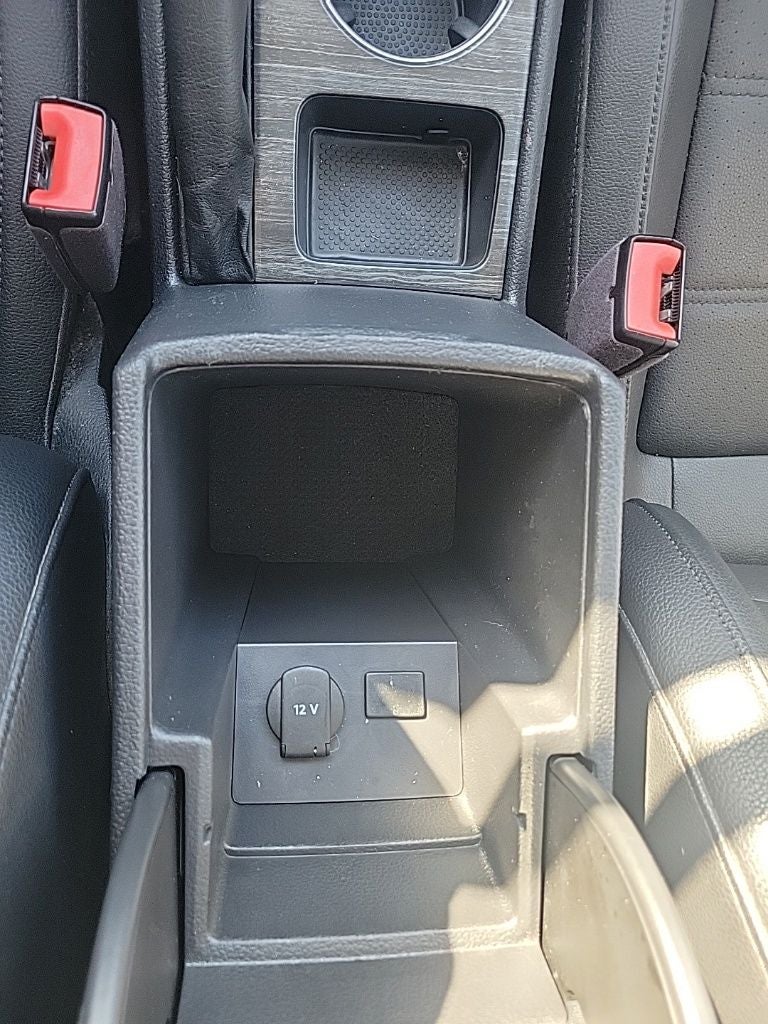 2017 Volkswagen Passat 1.8T SE w/Technology