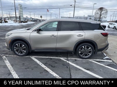 2022 INFINITI QX60 LUXE