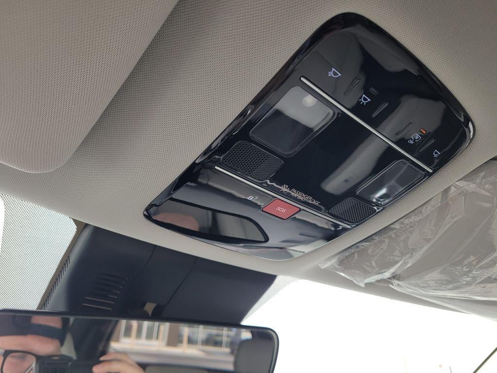 2025 Hyundai SANTA FE HYBRID SEL