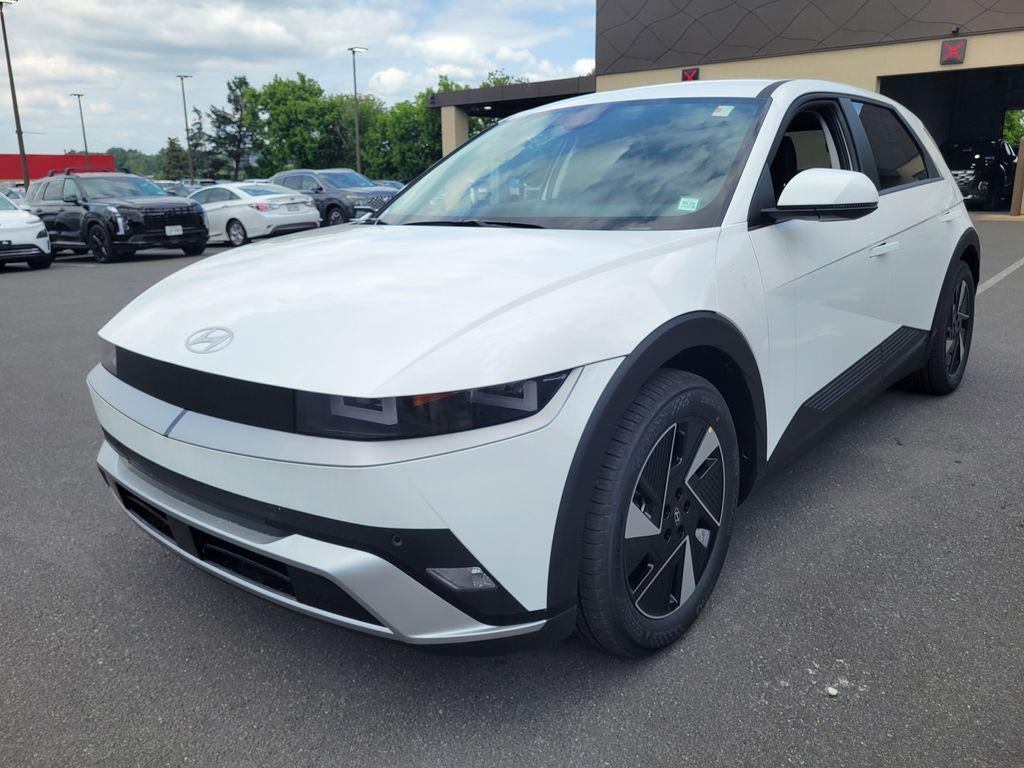 2025 Hyundai IONIQ 5 SE