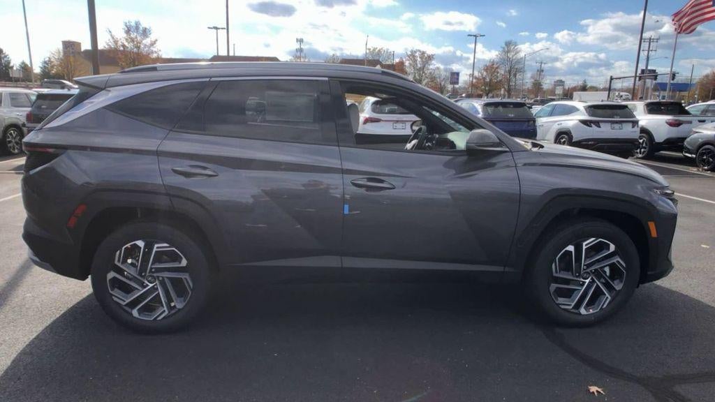2025 Hyundai TUCSON HYBRID Limited