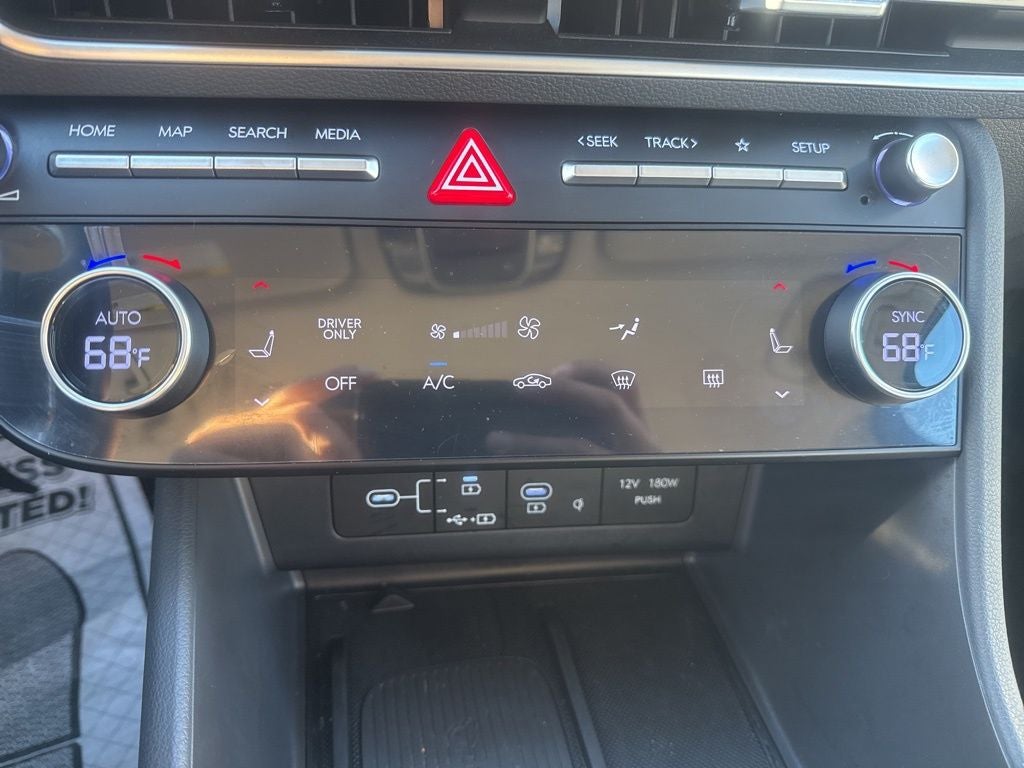 2024 Hyundai SONATA HYBRID SEL