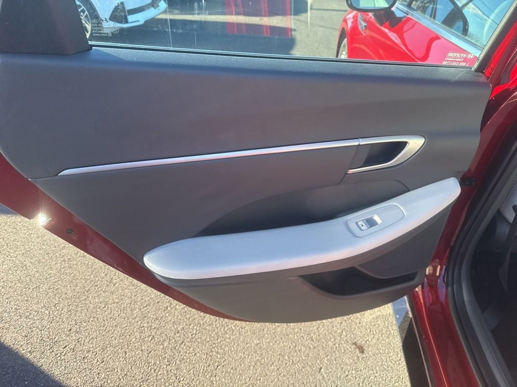 2024 Hyundai SONATA HYBRID SEL