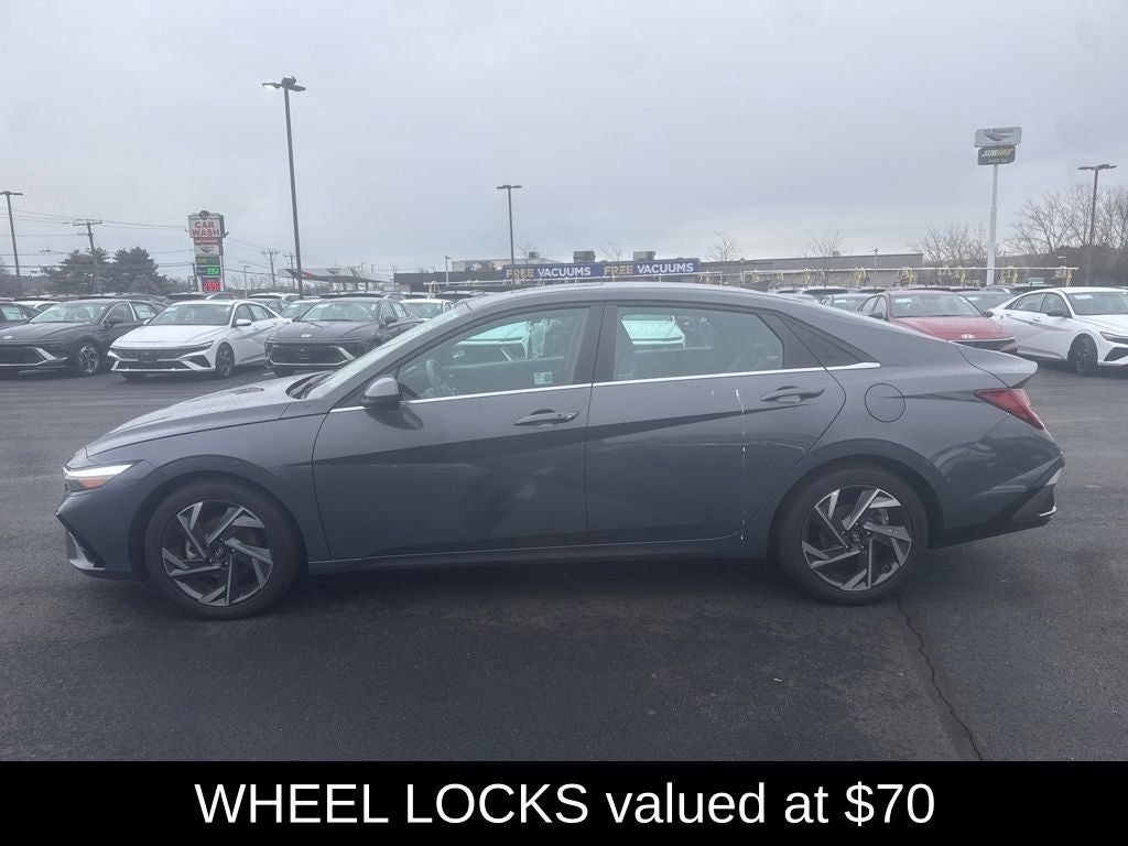 2024 Hyundai ELANTRA SEL