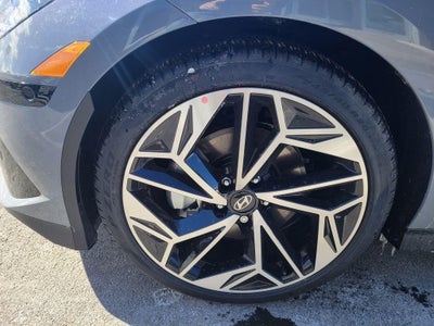 2025 Hyundai IONIQ 6 Limited