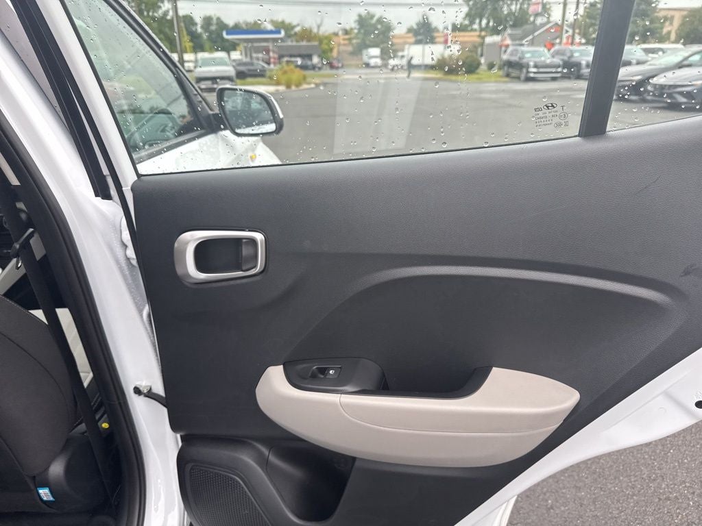 2024 Hyundai VENUE SEL