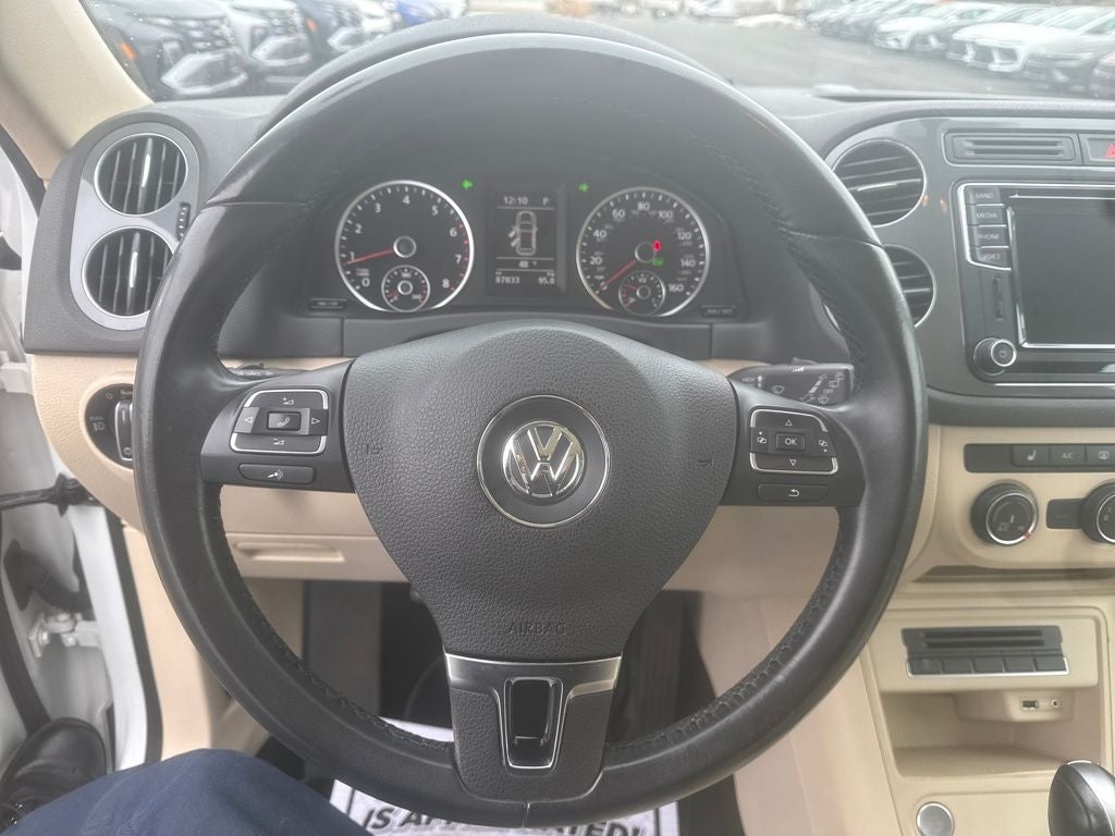 2016 Volkswagen Tiguan SE 4Motion