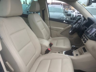 2016 Volkswagen Tiguan SE 4Motion