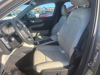 2021 Volvo XC40 T5 Inscription