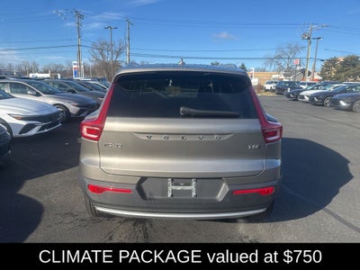 2021 Volvo XC40 T5 Inscription