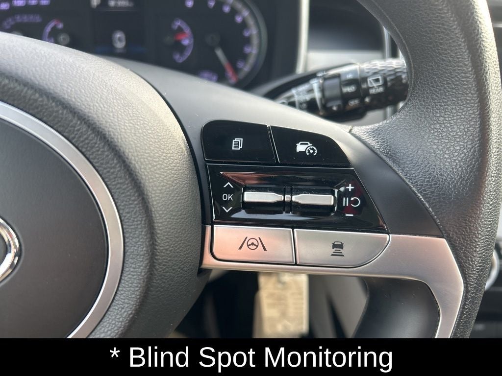 2023 Hyundai TUCSON SE