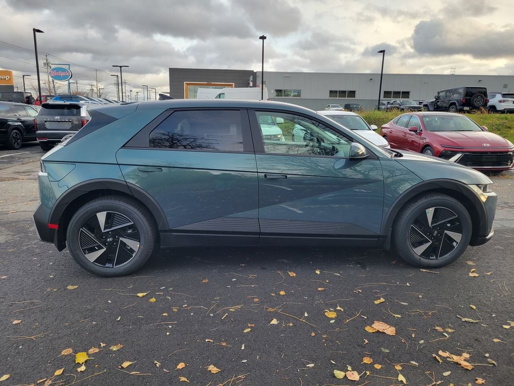 2026 Hyundai IONIQ 5 SE Standard Range