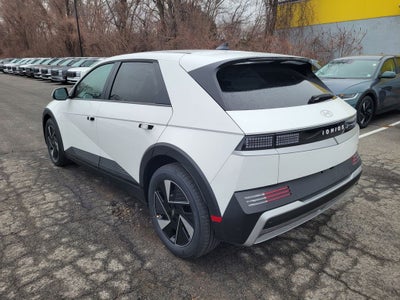 2026 Hyundai IONIQ 5 SE