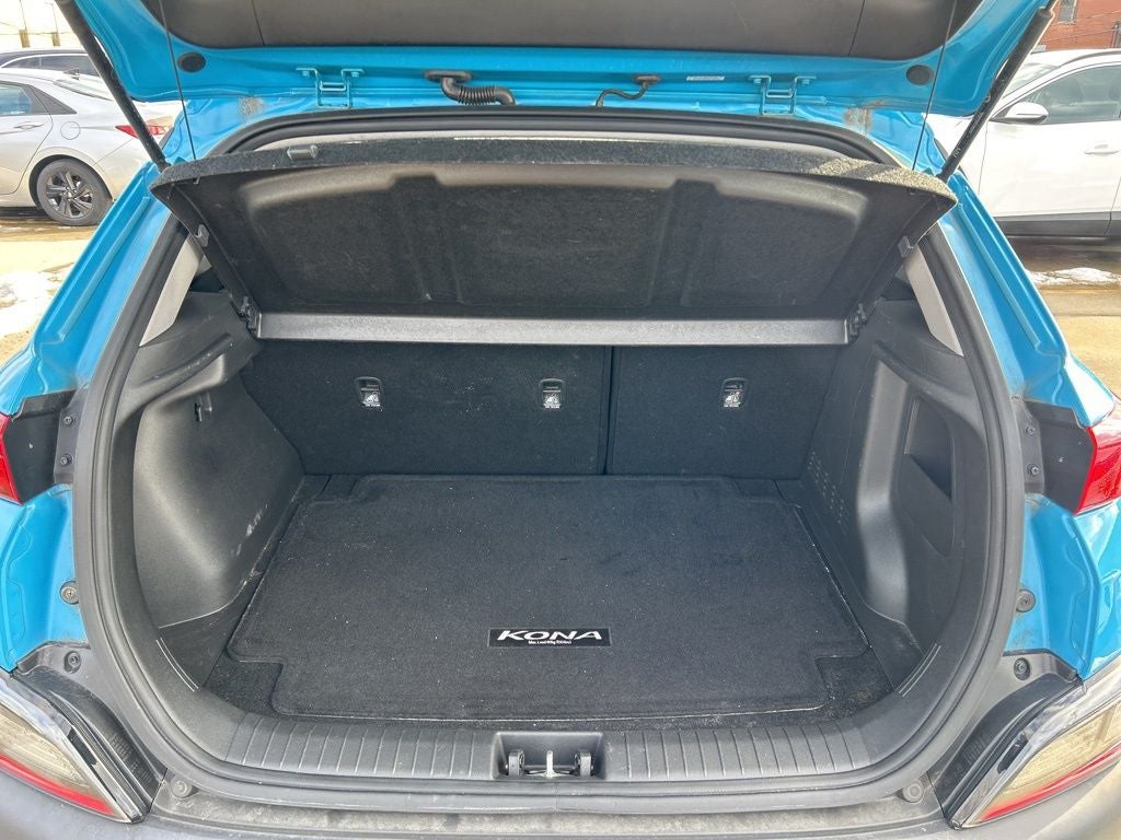 2022 Hyundai KONA SEL