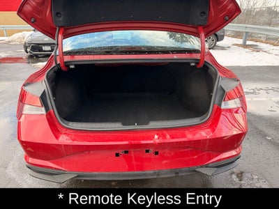 2023 Hyundai ELANTRA SEL