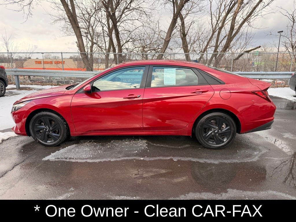 2023 Hyundai ELANTRA SEL