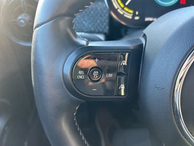 2022 MINI Cooper SE Electric Iconic