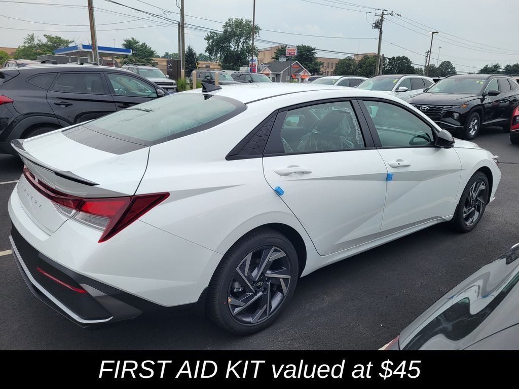 2025 Hyundai ELANTRA SEL Sport