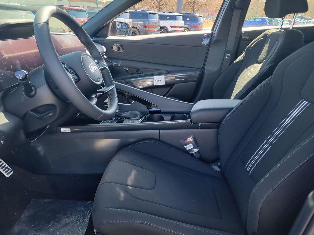 2025 Hyundai ELANTRA HYBRID SEL Sport