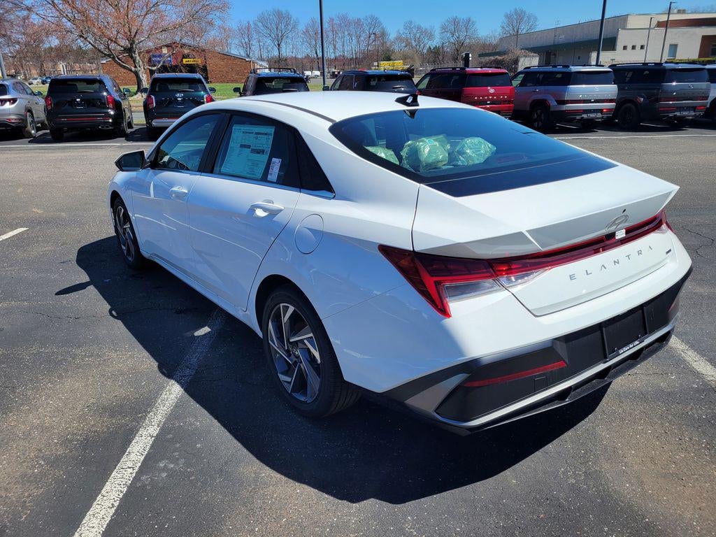 2025 Hyundai ELANTRA HYBRID Limited