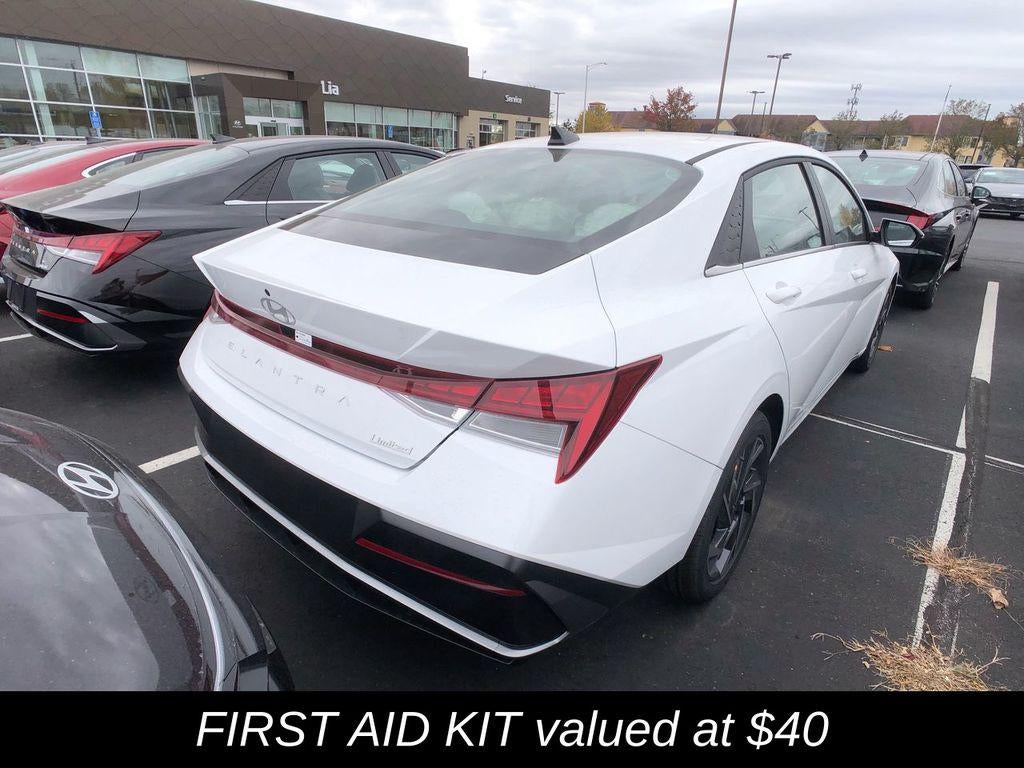 2025 Hyundai ELANTRA Limited