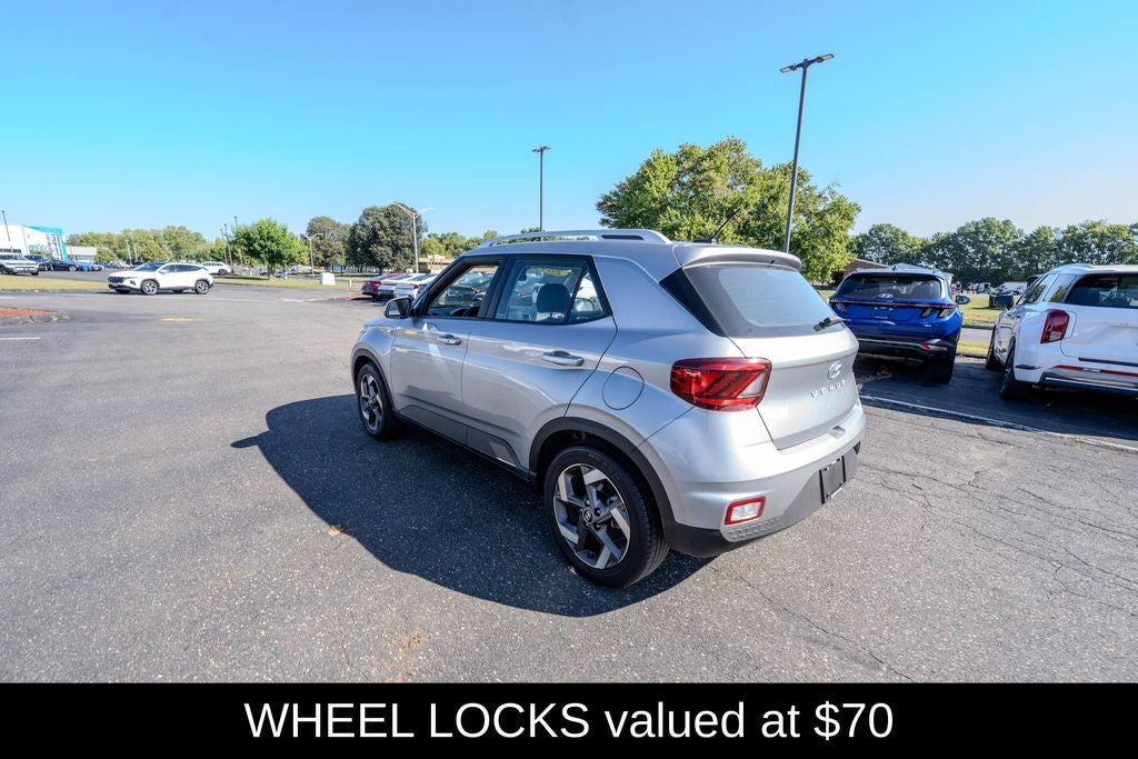 2024 Hyundai VENUE SEL