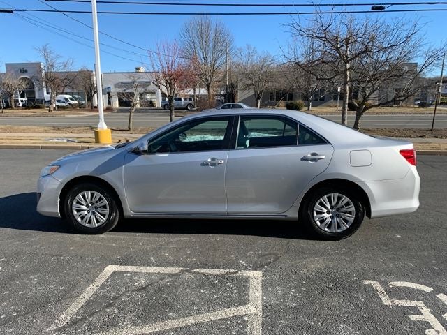 2014 Toyota Camry LE