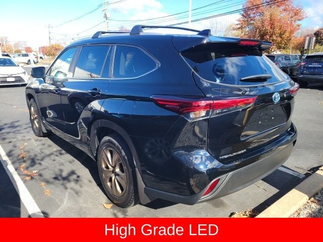 2023 Toyota Highlander Hybrid Bronze Edition XLE