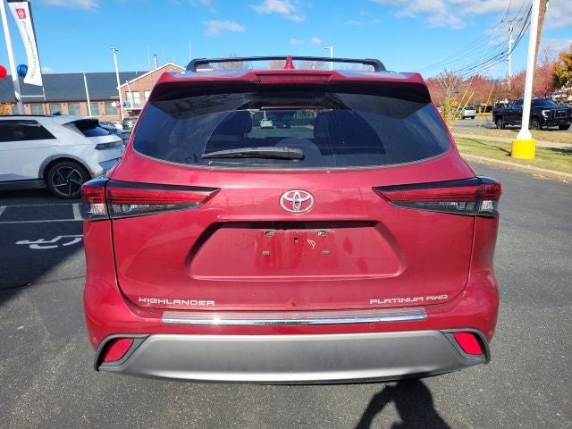 2022 Toyota Highlander Platinum