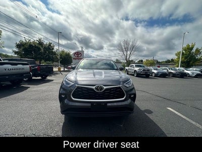 2024 Toyota Highlander LE