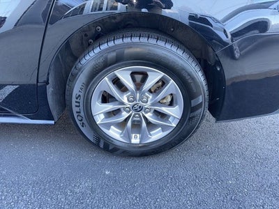 2024 Toyota Sienna XLE 8 Passenger